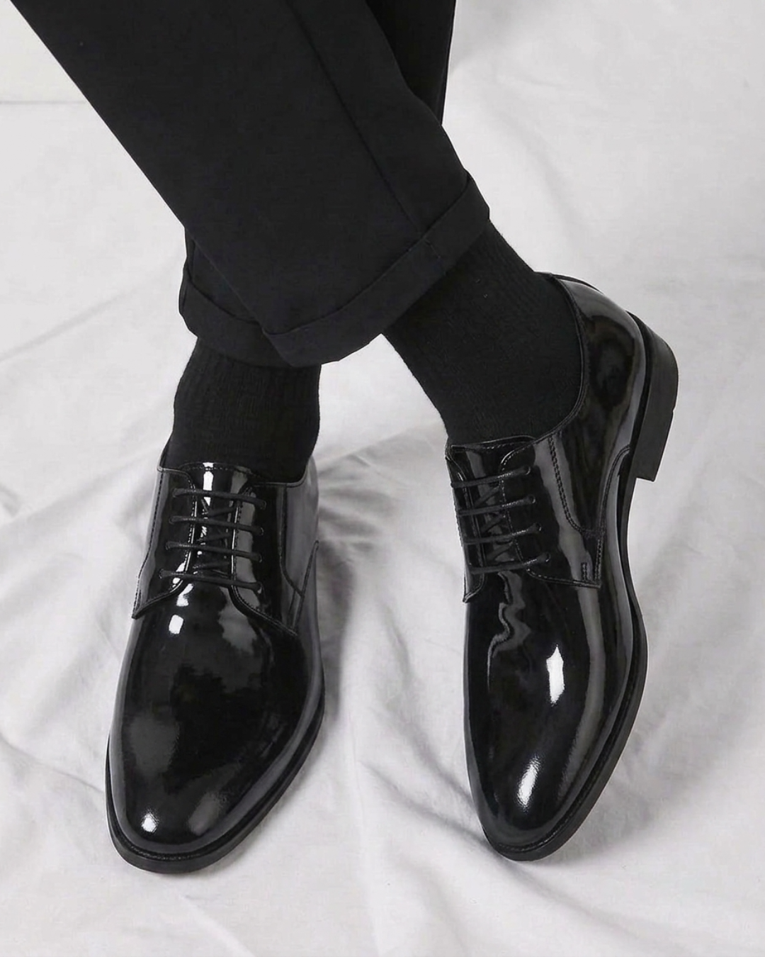 Men's Lace-Up Derby Shoes