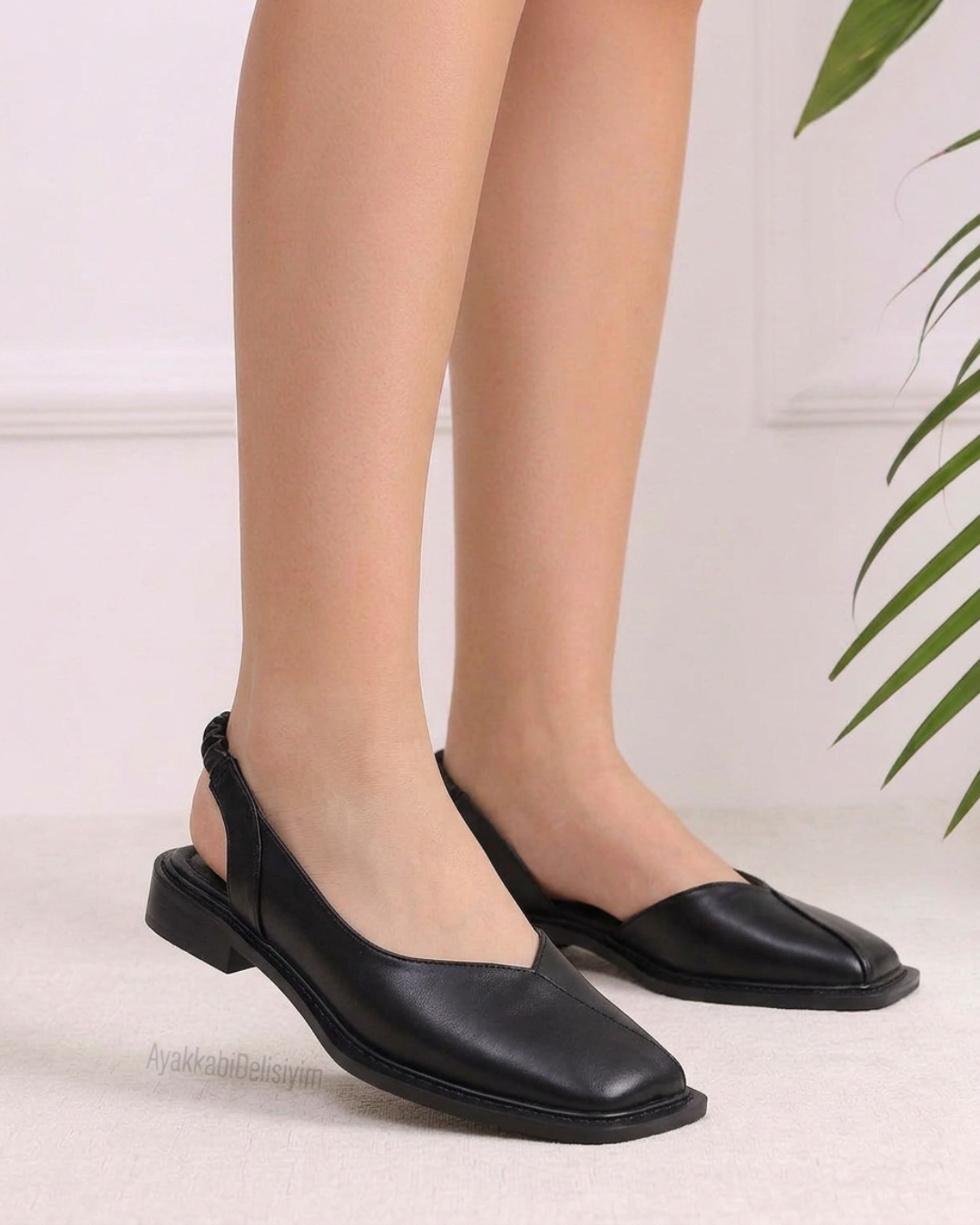 Women's Square Toe Slingback Sandals